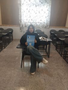 گفتگو با الینا قاسمی قهرمان پیوستگی و پیشرفت دهم تجربی از شهرکرد