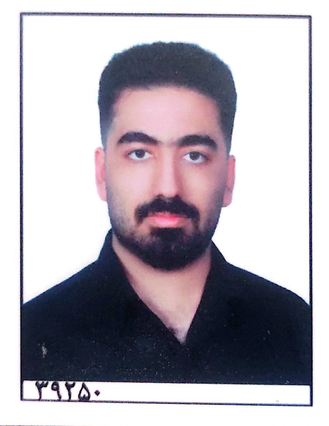 مصاحبه با امیرحسین باقری؛ دانش‌آموز دوازدهم تجربی از شیراز