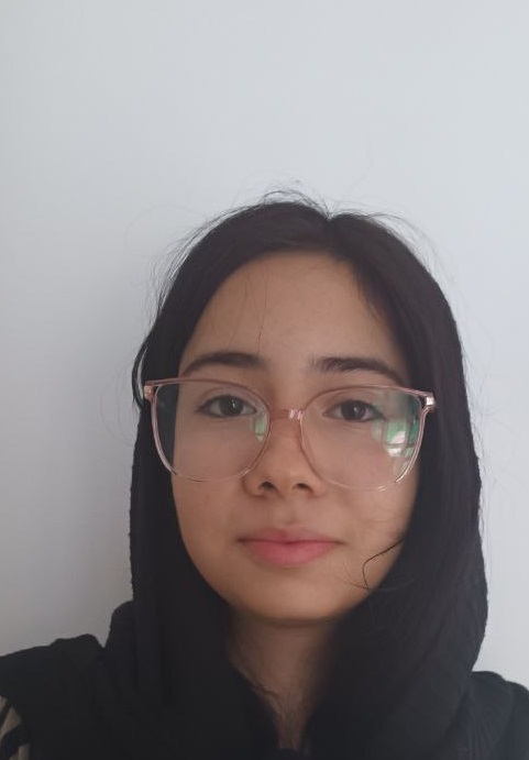 گفت و گو با هستی سعیدی عضو باشگاه هزارتایی ها