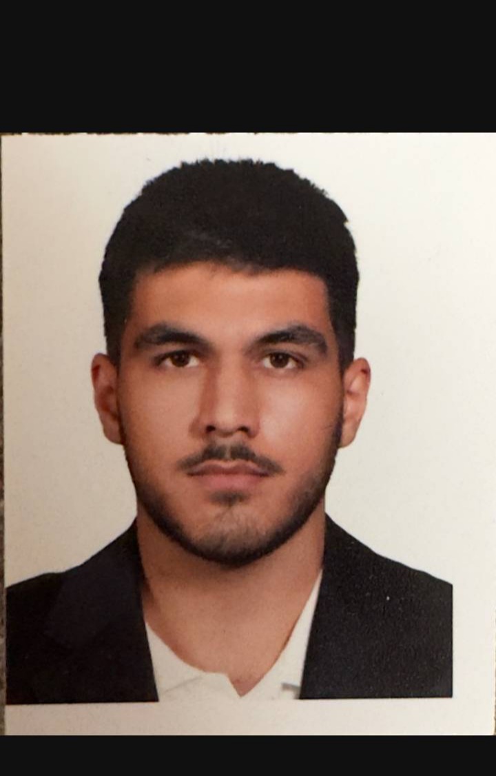 قهرمان پیشرفت سروش صادقی