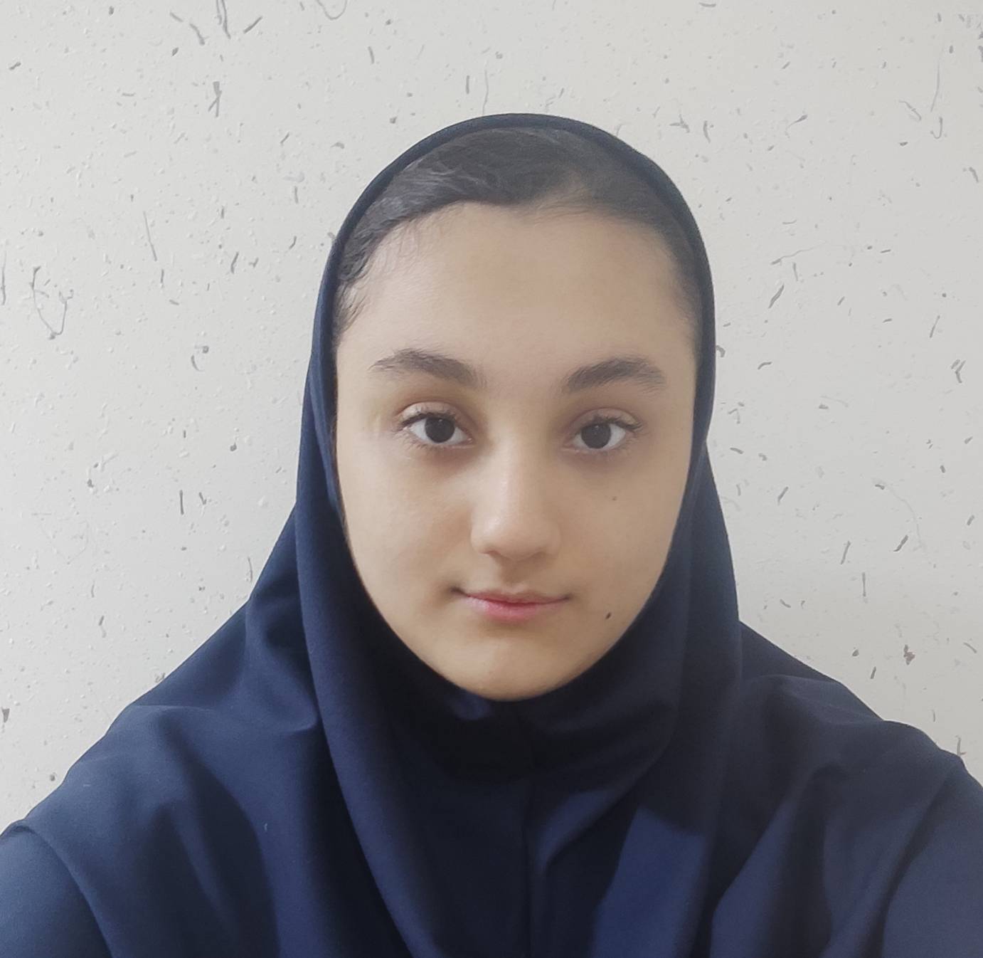 گفت و گو با پارمیس مجیدی از دانش آموزان برتر دهم تجربی از ارومیه
