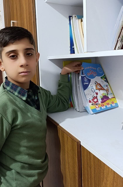 محسن بهادر،پنجم،763صحیح: با چه روشی مرور و جمع‌بندی می‌کند؟