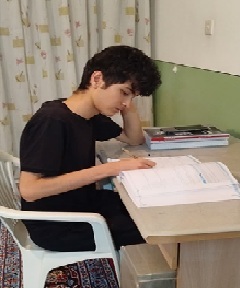 علیرضا جمالی یازدهم تجربی قهرمان پیشرفت
