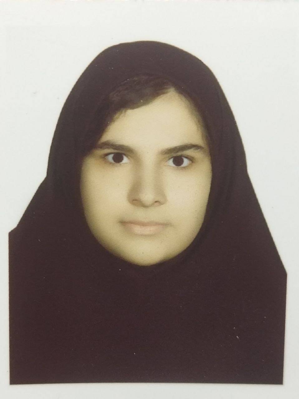 گفتگو با هلیا نجاری دوازدهم تجربی از همدان یک