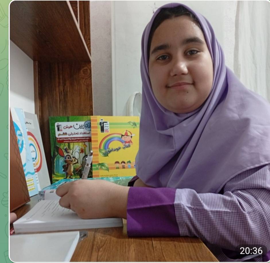 گفتگو با سارا سلطانی فر قهرمان پیشرفت سال ششم از سیرجان
