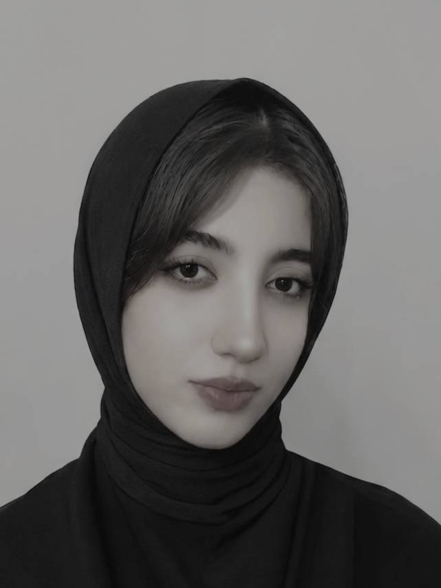 گفت و‌گو با الینا حضرت قلی زاده دوازدهم تجربی از ارومیه