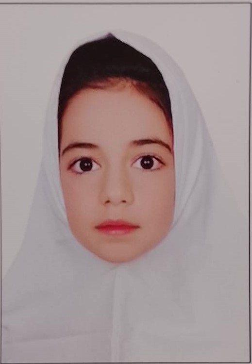 گفتگو با مریم مرادی ؛ پایه هفتم قهرمان پیشرفت از لردگان