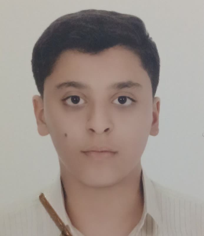 گفتگو با دانیال کهزادی پایه 12 ریاضی  از ایلام1