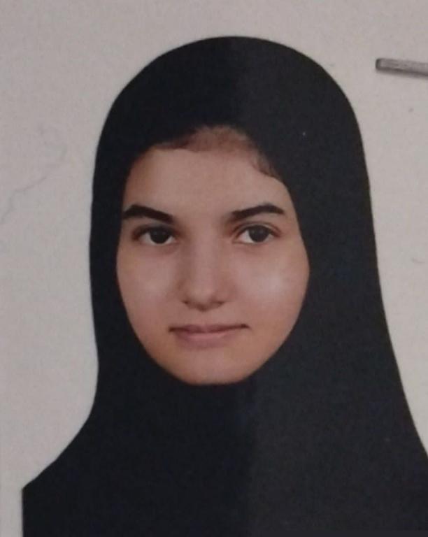 گفت و گو با یاسمین سبحانی دانش آموز مقطع دوازدهم تجربی