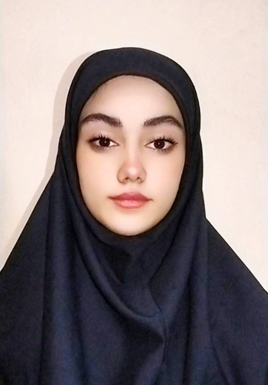 گفت و گو با میترا زمانی ، دانش آموز تلاشگر دوازدهم ریاضی