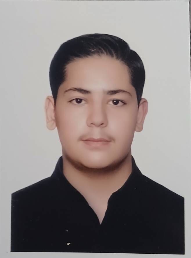 گفتگو با محمد عظیمی فرد قهرمان پیوستگی یازدهم ریاضی