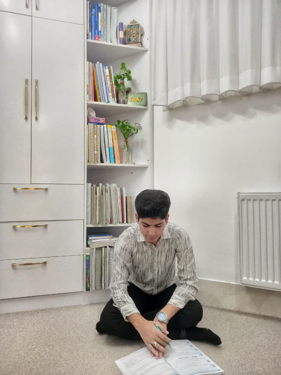 گفت و گو با مهدی داروغه- دانش آموز پرتلاش کنکوری ها