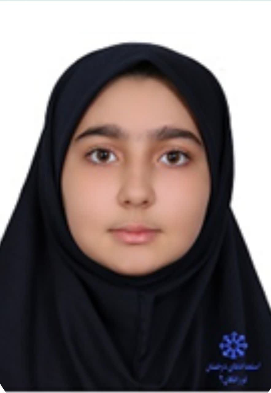 گفتگو  و مصاحبه با سارا عبدی پایه دهم تجربی