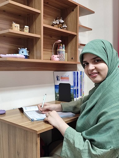 گفتگو با عطیه عباستقی قبولی نمونه دهم