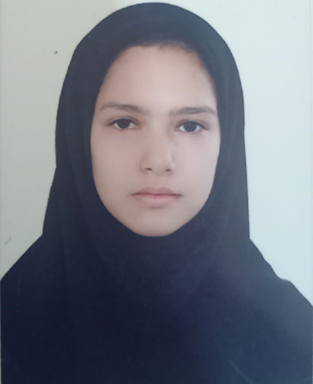 گفتگو و مصاحبه با نگین وفا پایه یازدهم ریاضی