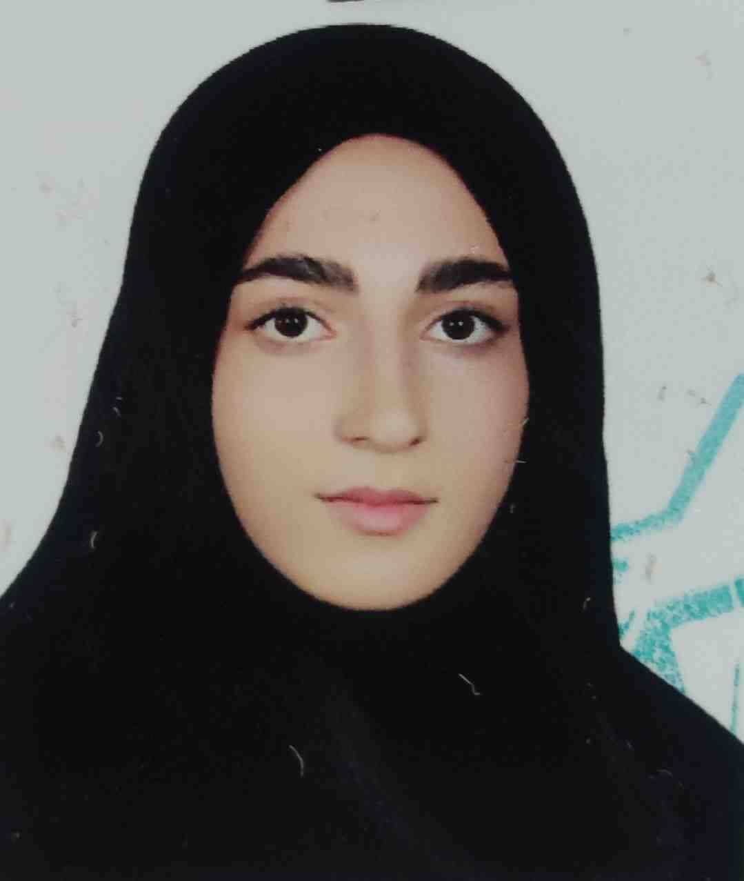 گفتگو با ثنا رمضانی قبولی نمونه دولتی از همدان یک