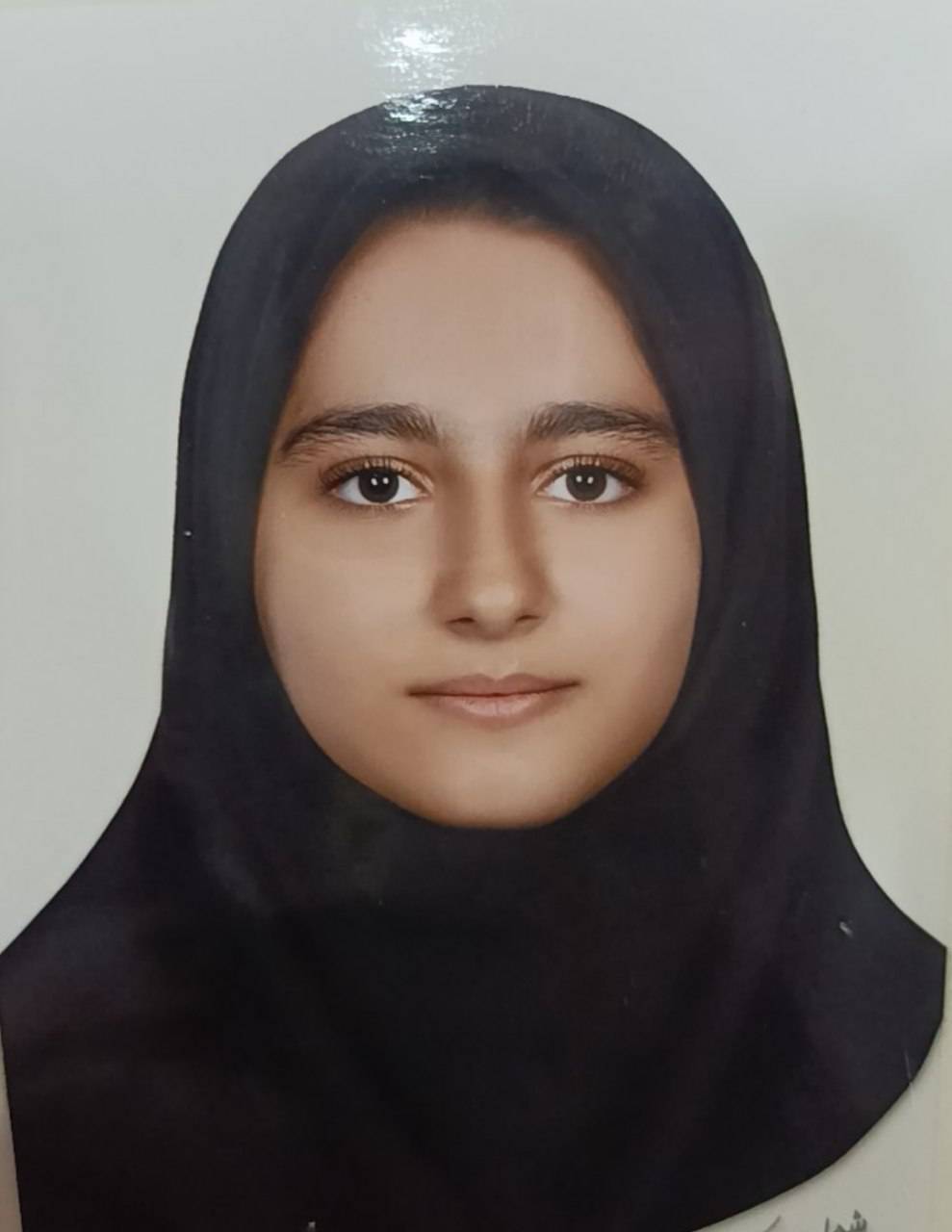 گفتگو با ریحانه ماکوئی دانش آموز مقطع نهم