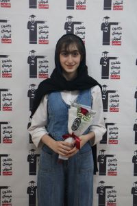 گفتگو با آتوسا سپهری قبولی تیزهوشان نهم رشته تجربی از شهرکرد