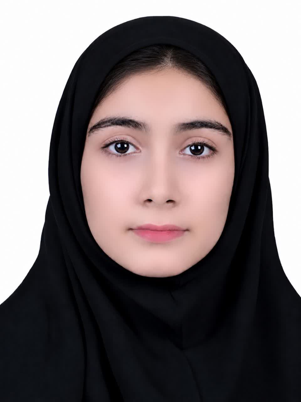گفتگو با کیانا کهن سال قبولی تیزهوشان ششم به هفتم، از شهرستان فسا