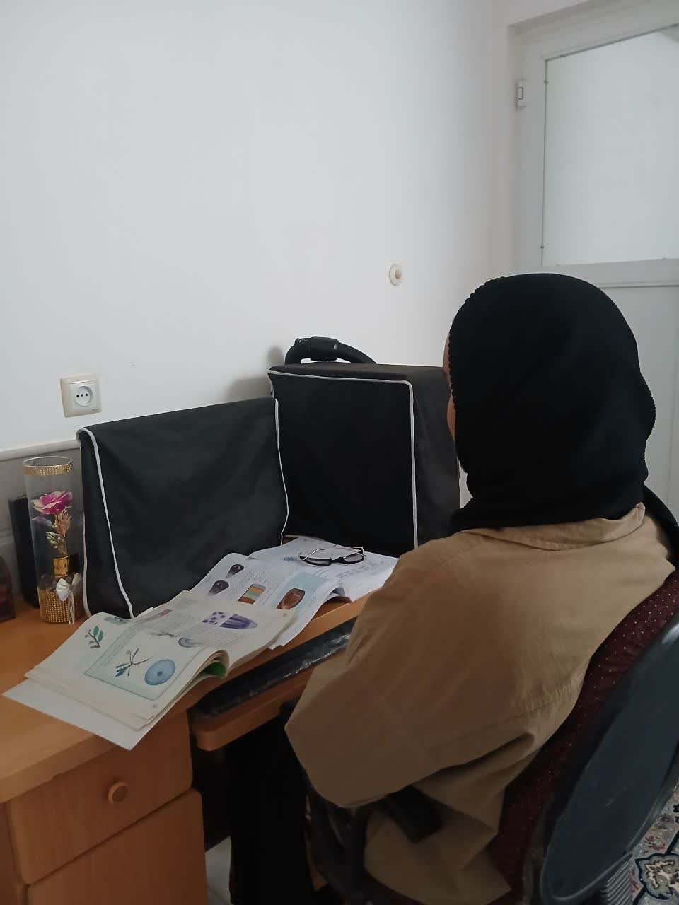 گفت‌وگو با فاطمه نجف‌آبادی؛ هنر مدیریت آزمون و کاهش اشتباهات