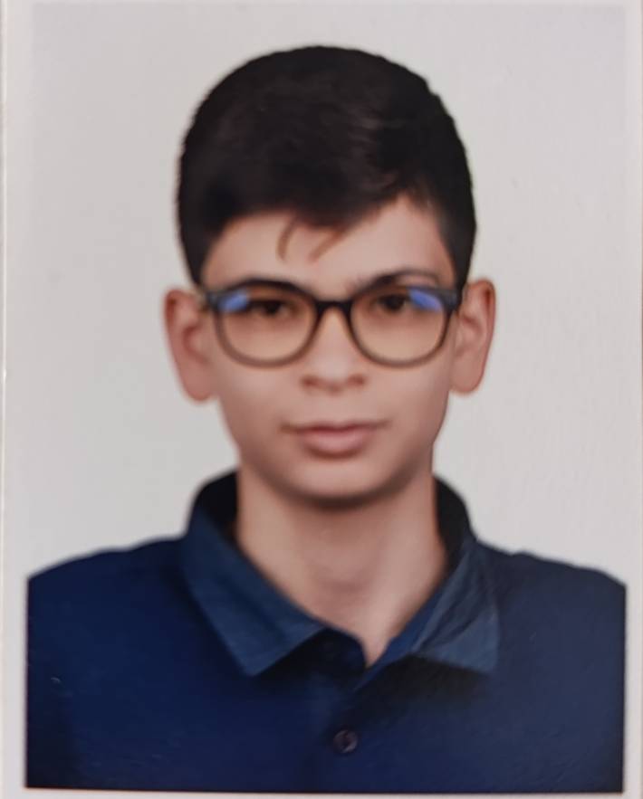 مهزیار زنگانه دوازدهم ریاضی قهرمان پیوستگی