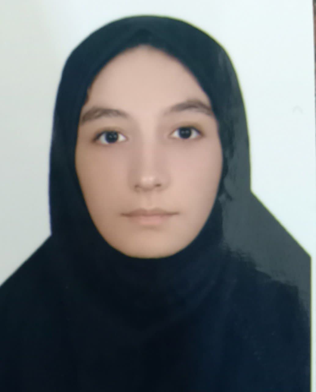 گفتگو با هستی بیگدلی پایه یازدهم تجربی از زنجان