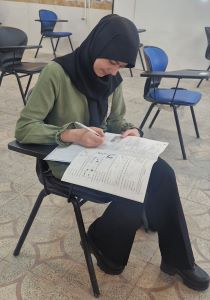 فرنیا فرجی،دهم تجربی با بیش از دوهزار پاسخ صحیح در آزمون ها