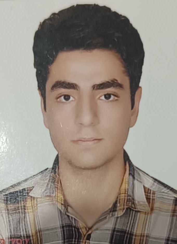 امیرحسین احمدی؛ تجربه یک سال مطالعه هدفمند در مسیر موفقیت تحصیلی