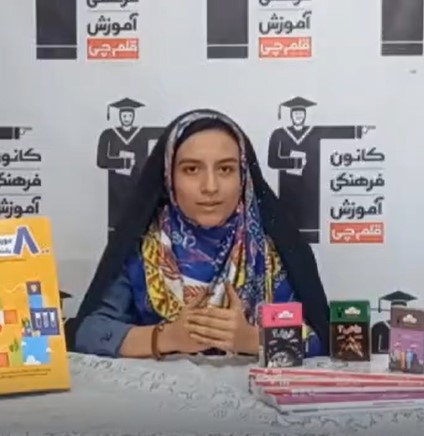 فیلم گفتگو با فائزه وندایی ؛دوازدهم ریاضی ،معدل نهایی بالای 19