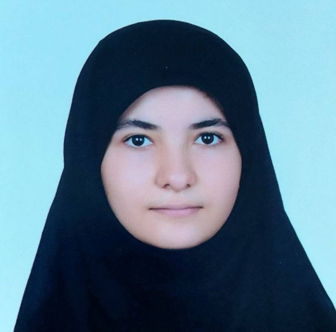 گفت و گو با سارا کوثری فر  دانش اموز قهرمان پیشرفت تابستان