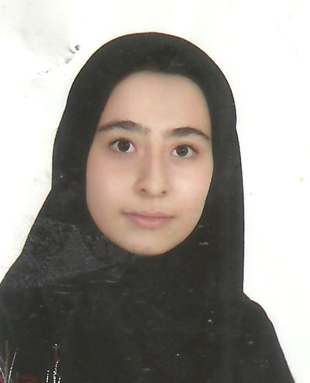 گفتگو با ساینا صادق پور پایه یازدهم تجربی از اردبیل
