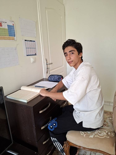 گفت و گو میکاییل شیراوند با محمد کسری منصوری قهرمان پیشرفت