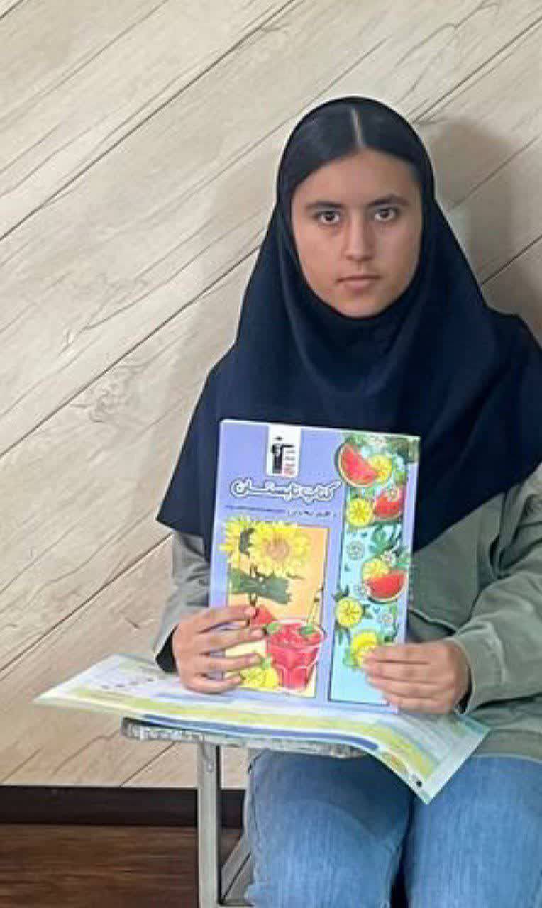 فاطمه زهرا آقاملائی 12تجربی :: 4سال پیوستگی در آزمون‌های کانون