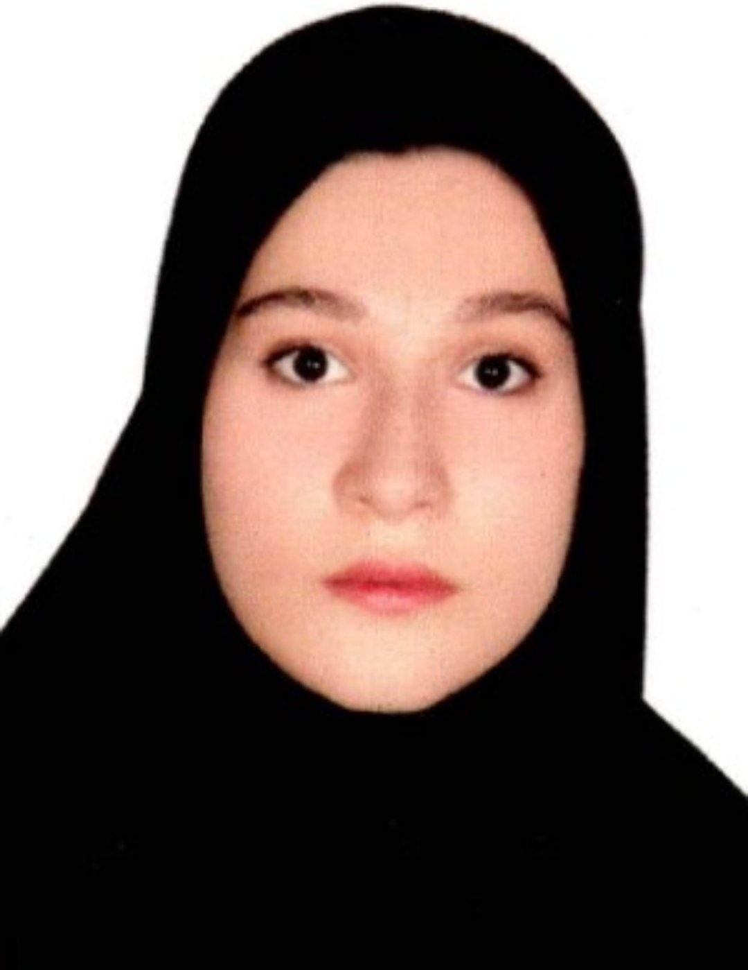 گفتگو با سارا نیازی؛قهرمان تابستان یازدهم انسانی ازاسلام آباد غرب