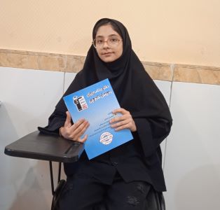 گفتگو با سحر کریمیان قهرمان پیشرفت یازدهم تجربی از شهرکرد