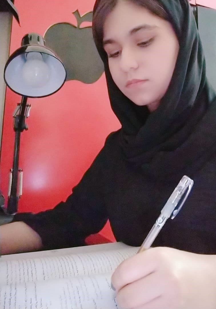 گفتگو با فاطمه نظری قبولی نمونه دولتی از اهواز