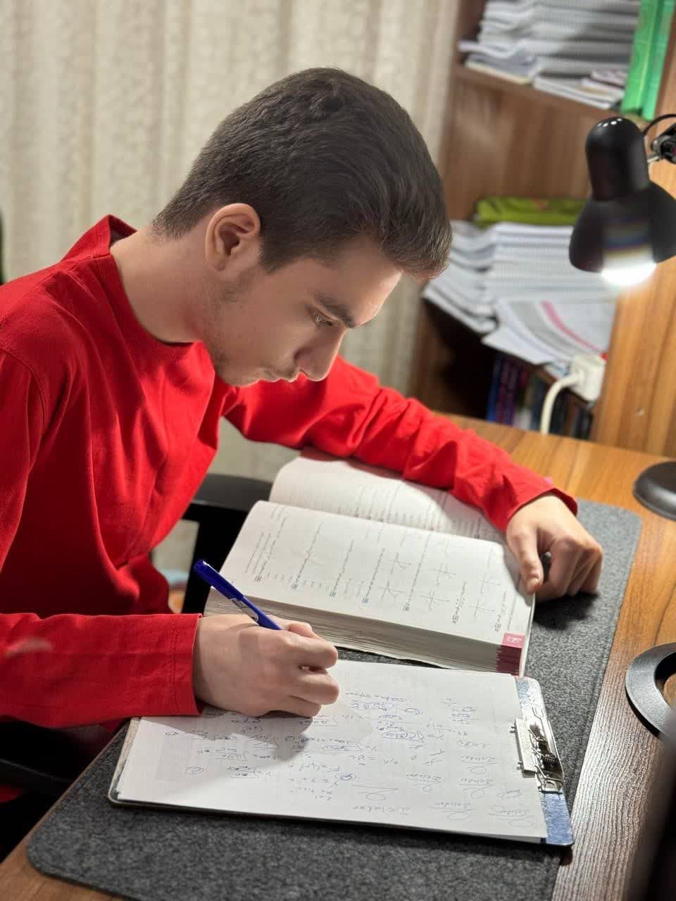 گفتگو با امیر حسین جلودار قهرمان پیشرفت از اهواز