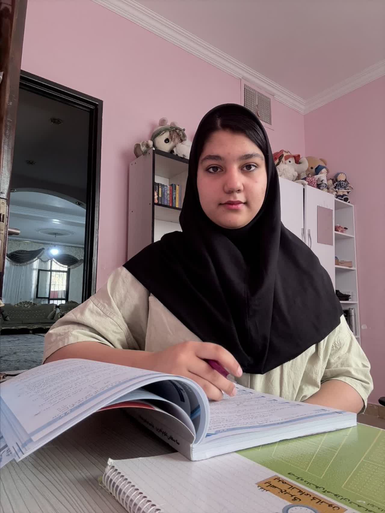 گفتگو با غزل ابراهیمی؛قهرمان پیشرفت آبان 1404ازشهربابک