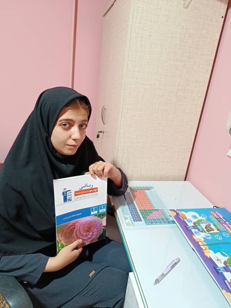 گفتگو با نیلوفرملایی؛قهرمان پیشرفت آبان 1404ازشهربابک