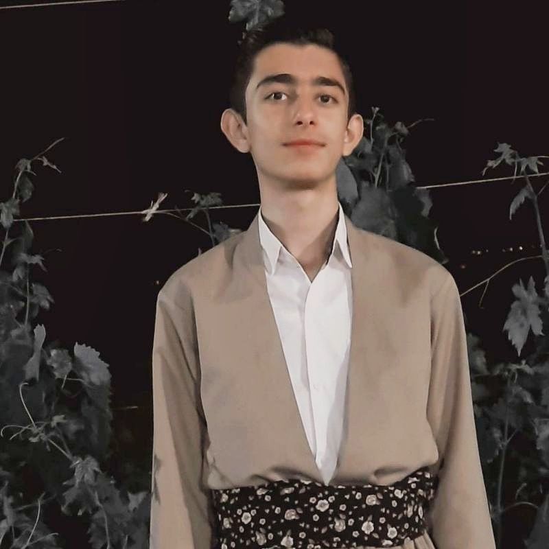 گفتگو با کاربر برتر دنیای واژه‌ها: یحیی بابوته