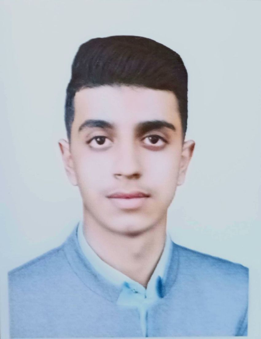 گفتگو با مبین حسین زاده دوازدهم تجربی با 795 پاسخ صحیح