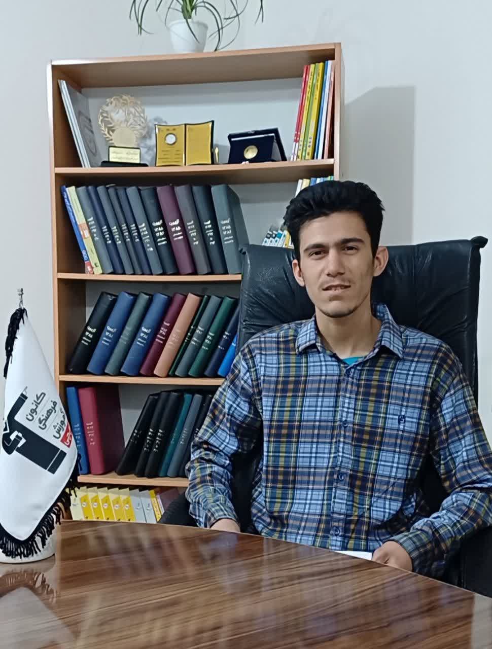 گفتگو با علی عطارزاده ؛رتبه 165 منطقه 3 کنکور 1404