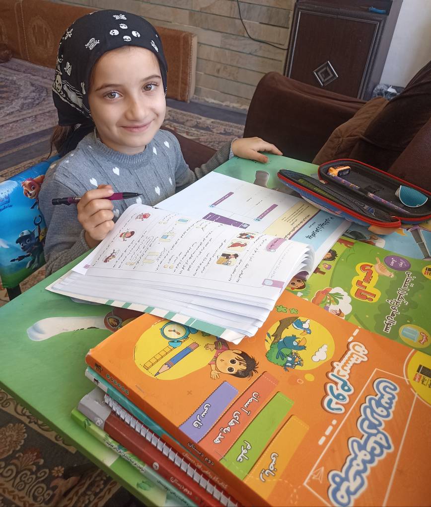 گفتگو با آنا بهرامی ؛ پایه دوم دبستان قهرمان پیوستگی از فارسان