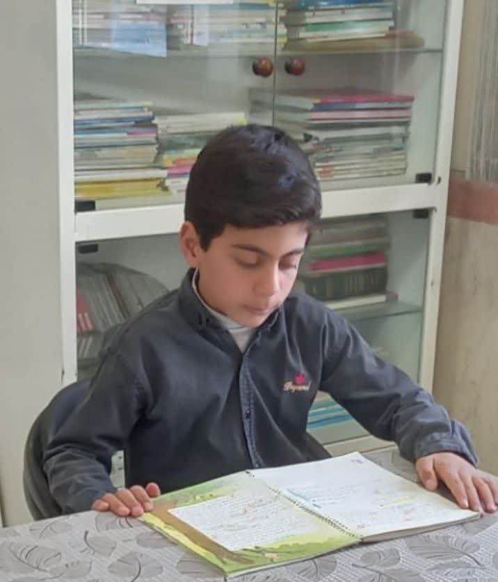 گفتگو با محمدعطا رحیمی،پایه ششم دبستان قهرمان پیشرفت از عجب شیر