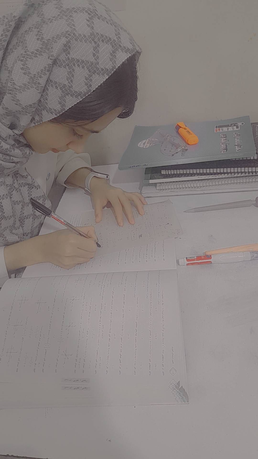 گفتگو با طهورا خاکسار ؛یازدهم تجربی قهرمان پیشرفت از صالح آباد