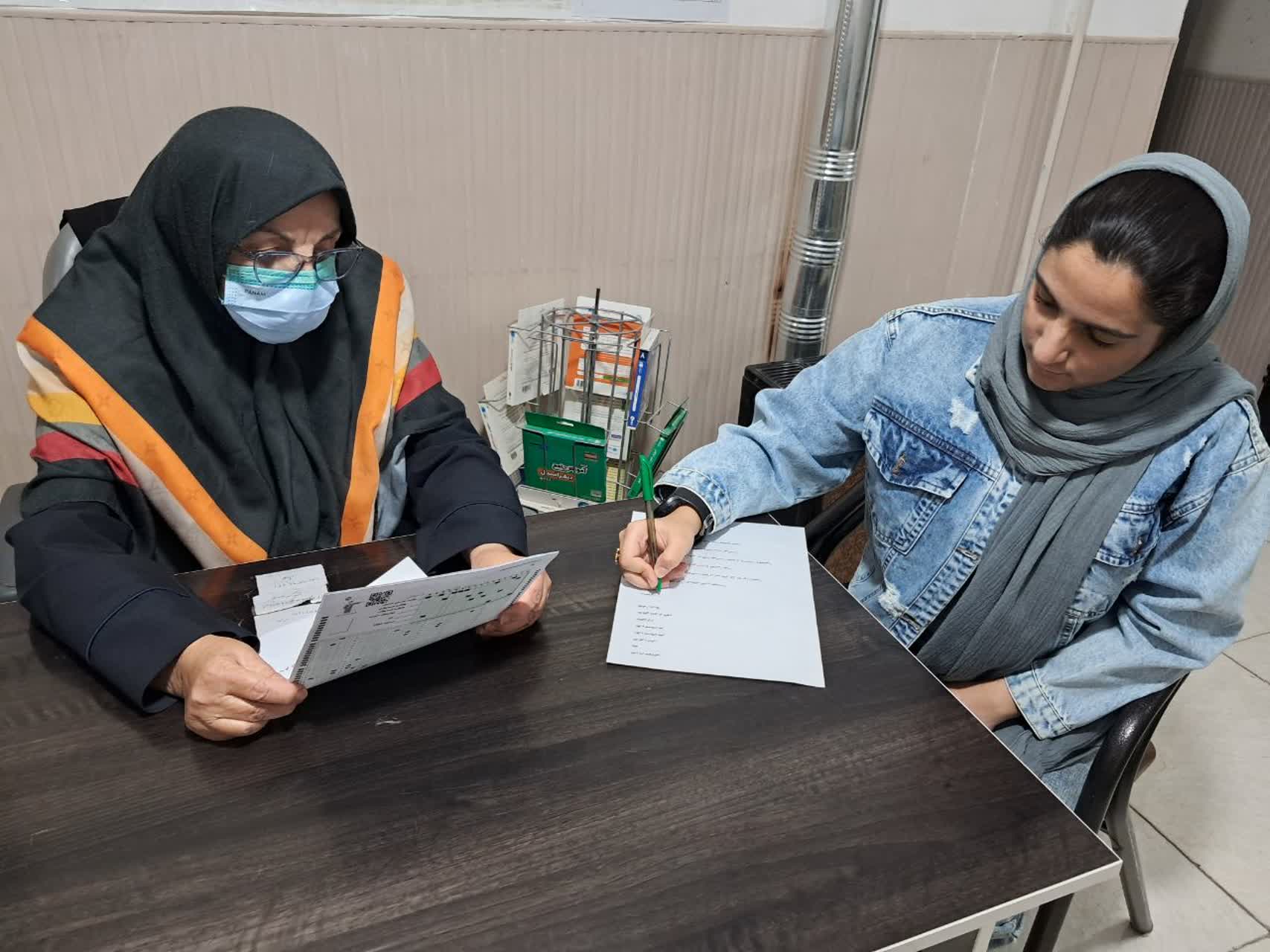 تینا اعظمی، قهرمان تابستان، از محلات