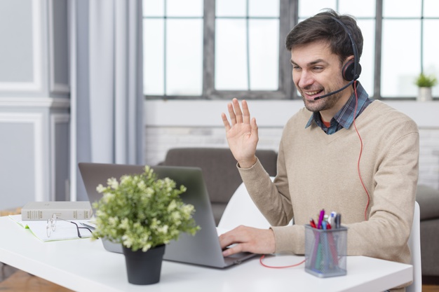 آزمون ساز آنلاین ابزاری مناسب برای دوران امتحانات ویژه دبیران