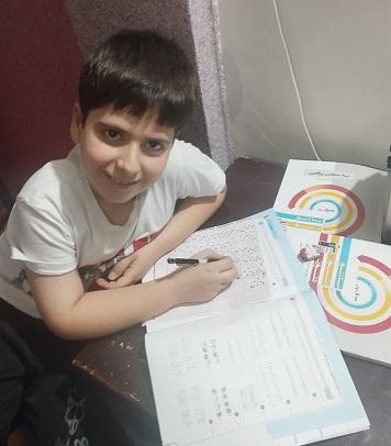 گفت و گو با فرزین آشیانی، قهرمان پیشرفت پنجم دبستان