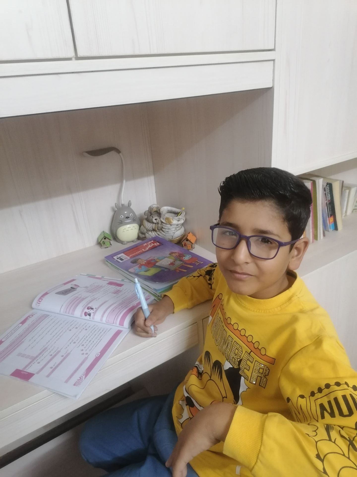 گفت و گو با محمد صالح قلعه نوی، قهرمان پیشرفت چهارم دبستان