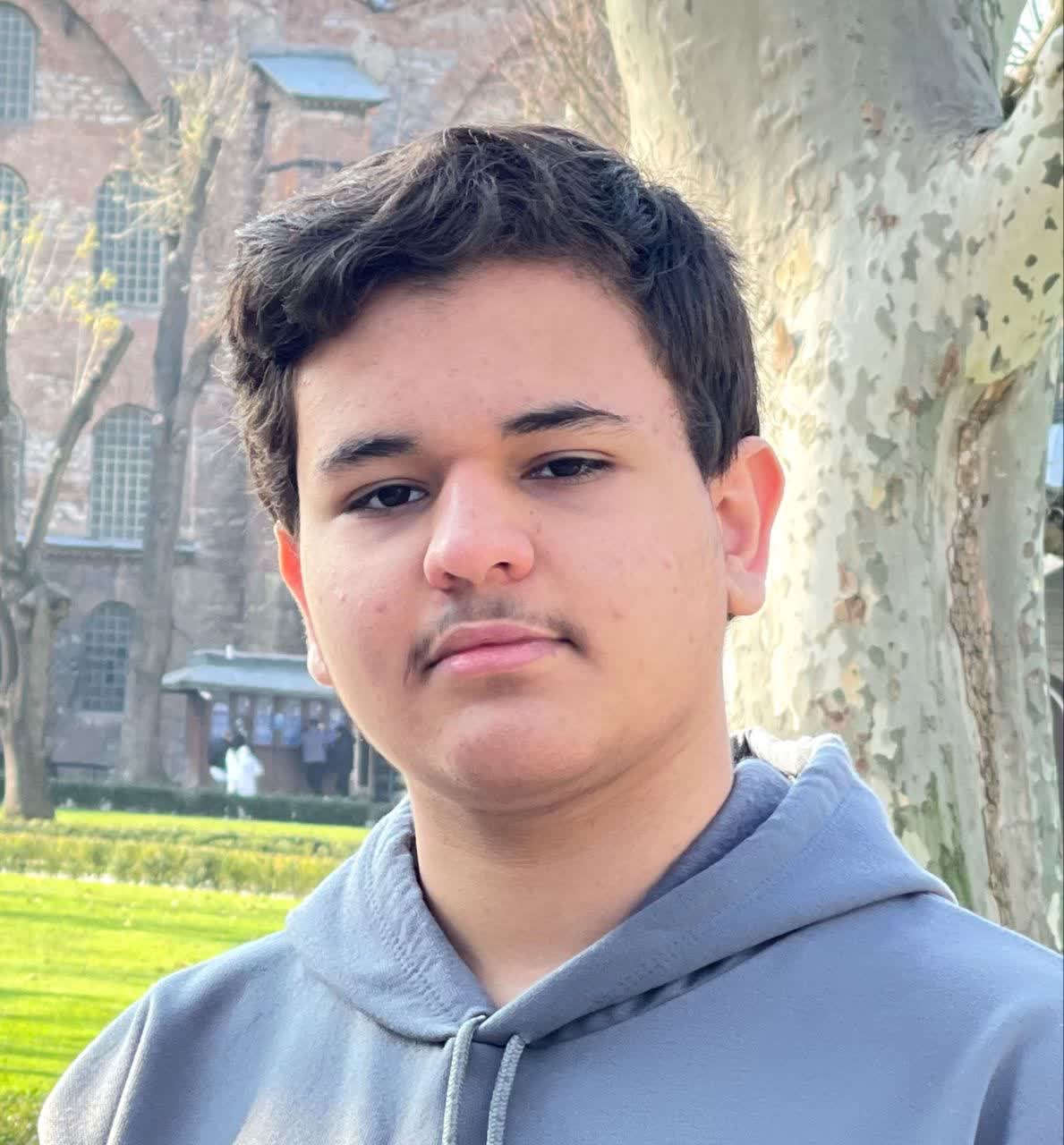 گفتگو با امیررضا سخائی ؛ قهرمان تابستان 1404